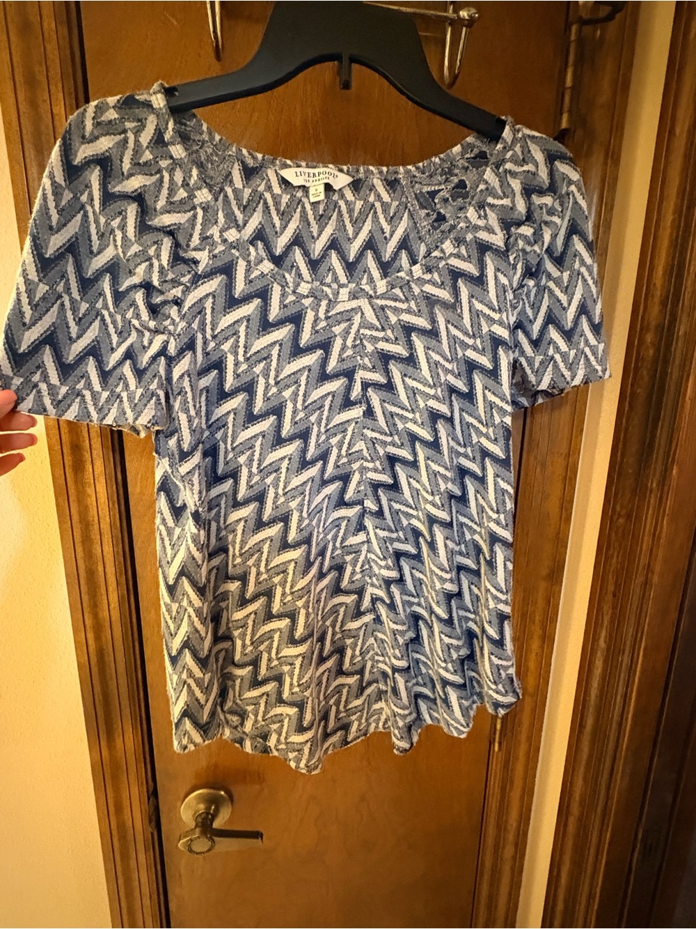 💙 Liverpool Soft Blue Chevron Knit Top – Size Small